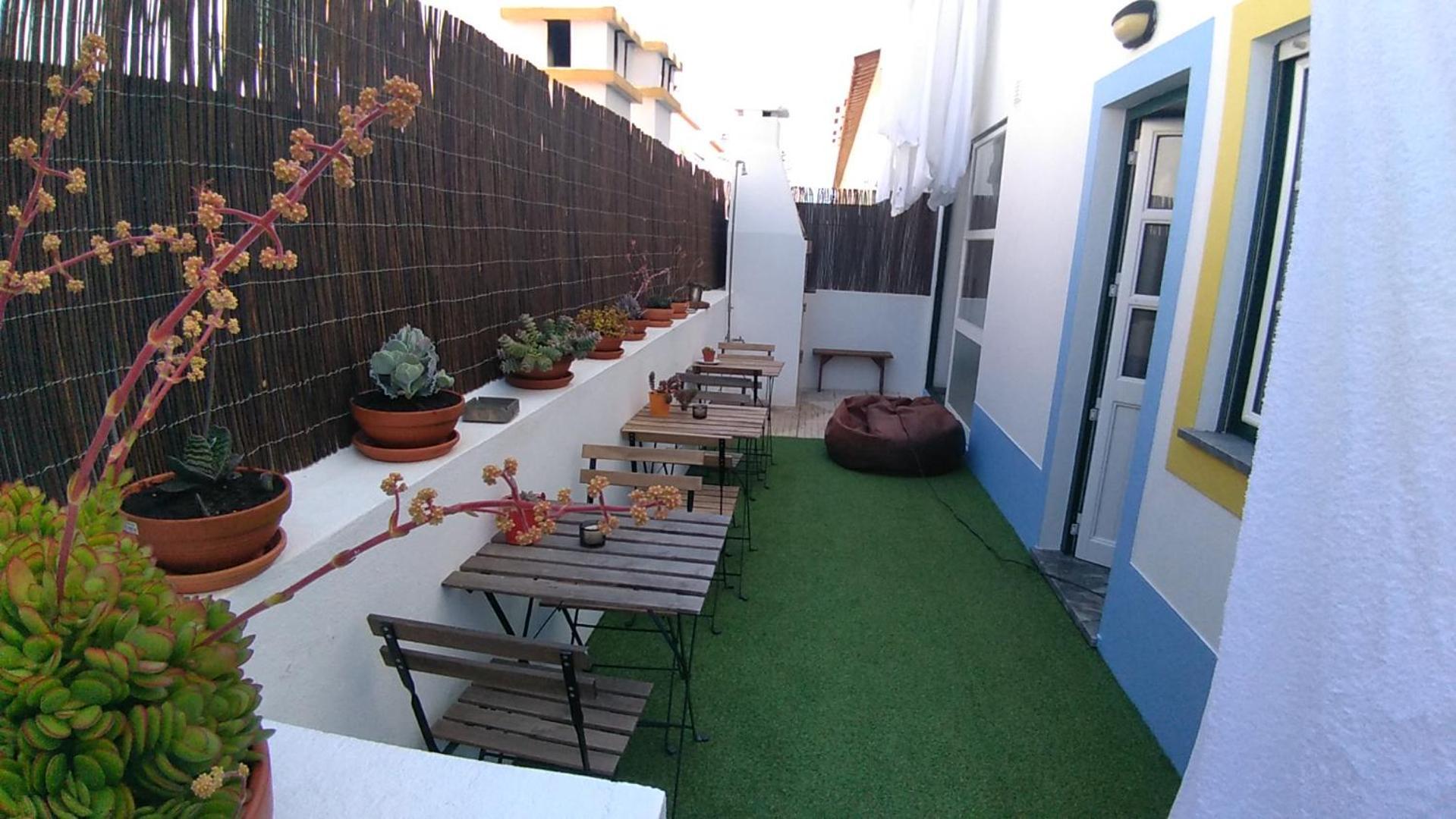 Almograve Beach Hostel Exterior photo
